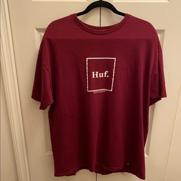 HUF Other - Closet Clear-out! ⬇️ HUF Dark Red Logo Tee XL